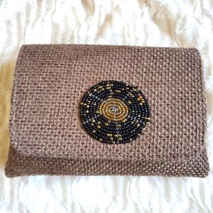 Burlap clutch